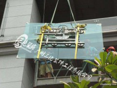 广州幕墙玻璃维修更换 外墙玻璃拆除更换 高空作业吊装玻璃